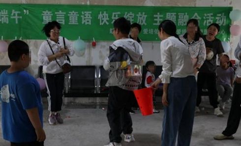 新农社区举办庆六一迎端午“童言童语 快乐绽放”主题融合活动