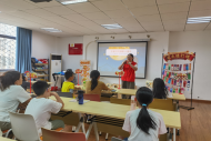 中秋月圆情意浓 摄影课堂进社区