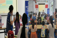 马群街道向上社区联合工会委员会 开展趣味种植活动