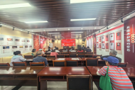 光影阅历史，书香润初心：栖霞区马群街道芝嘉花园社区开展 “阅见好电影，品读大时代”全民阅读活动