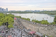 国庆假期南京迎客1795.6万人次 居长线游目的地榜首