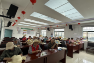 巧手簪花 帽遇美好  --百水家园社区开展草帽 DIY 文明实践活动