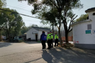 尚桥社区：网格交警联动筑牢节前安全防线