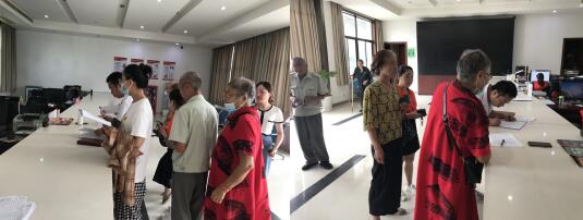 东阳社区:暖心关爱残疾人 辅助器具送到家