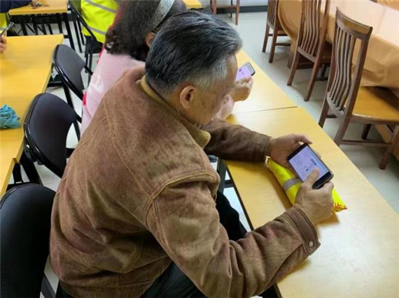 银矿地质社区:“阅读经典 启迪人生”残疾人阅读会