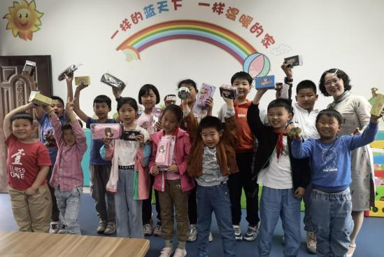 “乡音.悦读”行动 南京市教师志愿者联盟成员孔姗姗 走进江宁区禄口街道埂方社区————“为乡村孩子领读”