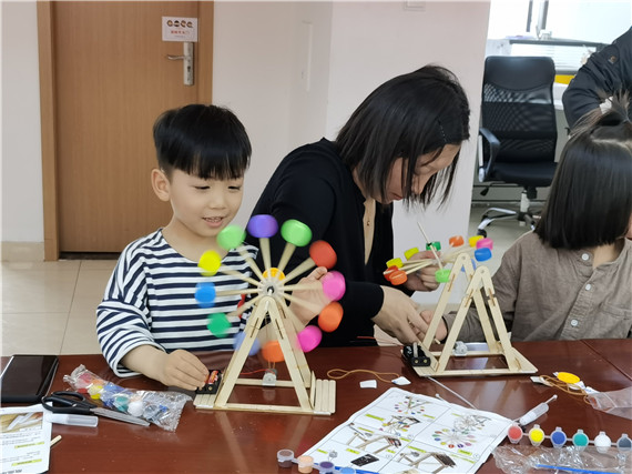 摄山村:学党史 见行动“童心向党 趣玩科学“青少年科普活动