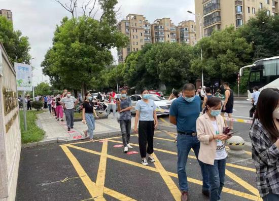 秣陵街道长山社区：团结一心，奋战疫情