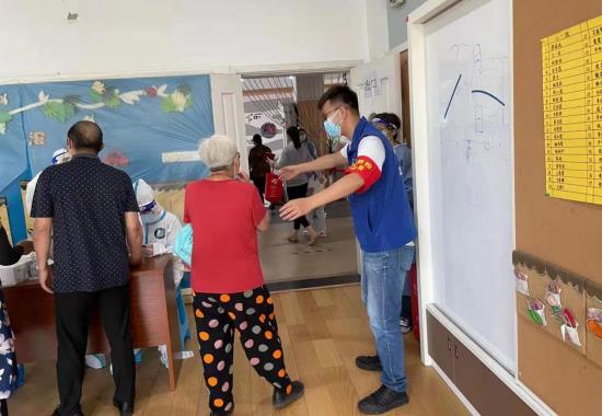 秣陵街道长山社区：团结一心，奋战疫情