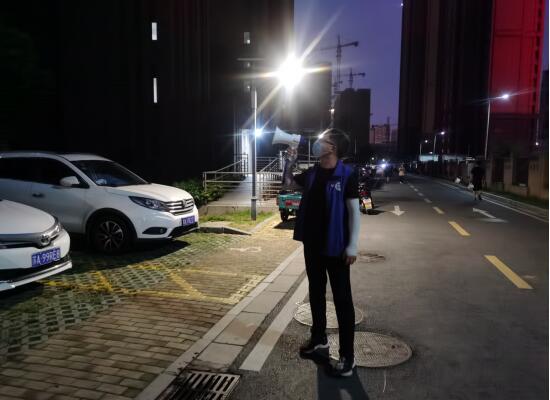 防疫中上坊社区的党员先锋