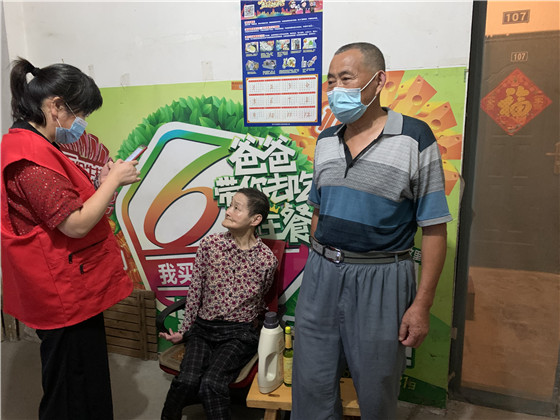 精准服务送关爱 惠民政策进芝嘉
