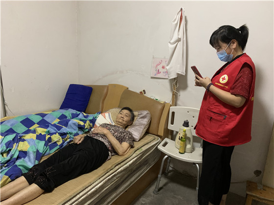 精准服务送关爱 惠民政策进芝嘉