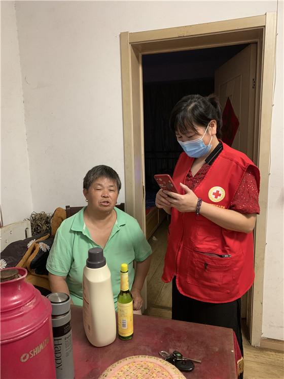 精准服务送关爱 惠民政策进芝嘉
