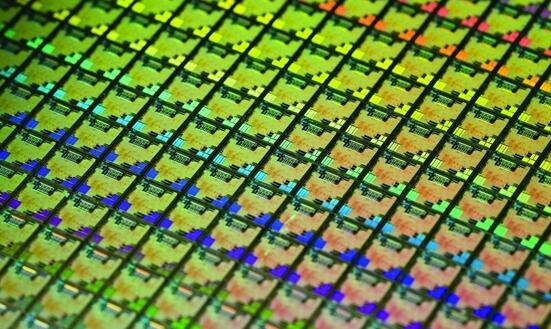 家电企业造芯成功 美的宣布2021年量产1000万颗MCU控制芯片