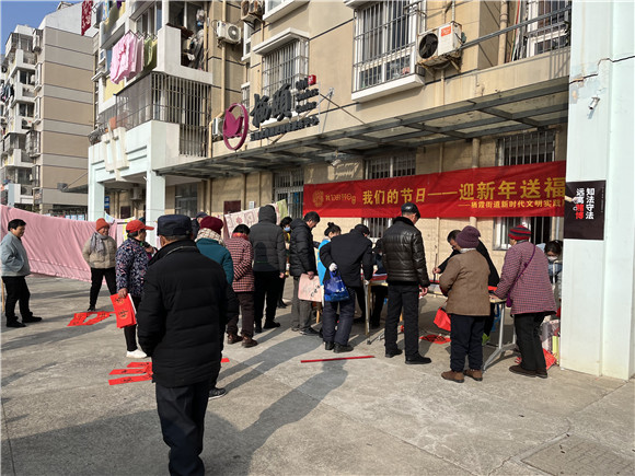 银矿地质社区开展垃圾分类知识培训工作