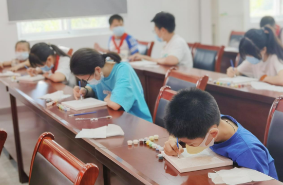 民主村:七彩夏令营 儿童创意画